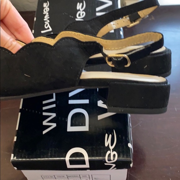 Scallop black flats - Picture 3 of 4